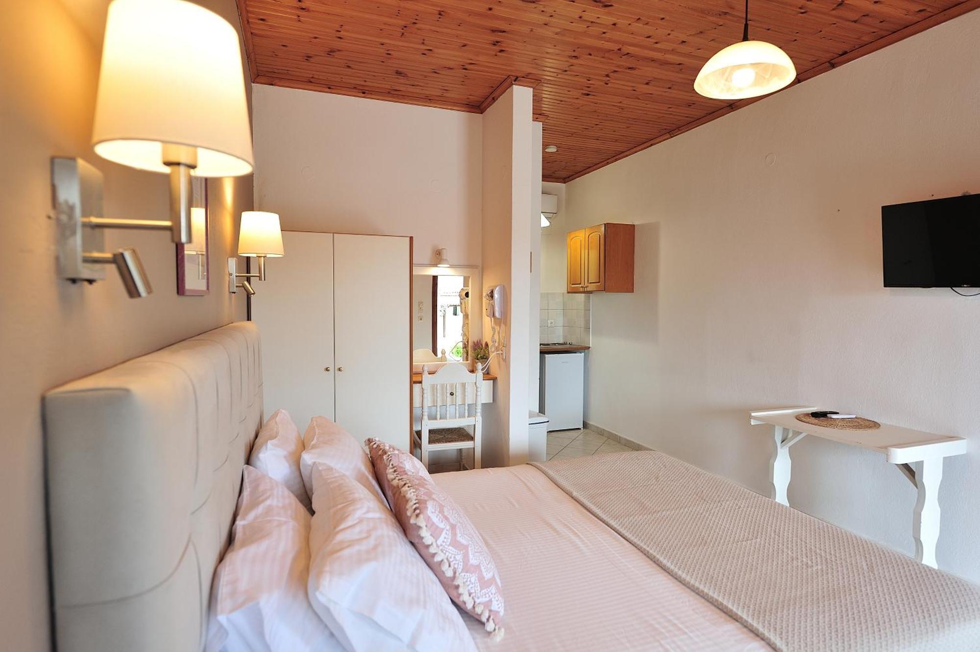 Vista Mare Skiathos Kolios Exterior photo